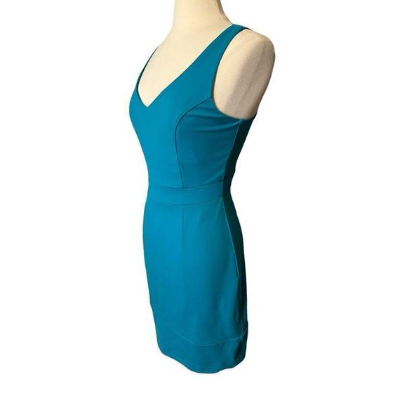 Cynthia Rowley Green Sleeveless V-Neck Racer Back Bodycon Dress Size 4 - Picture 2 of 6